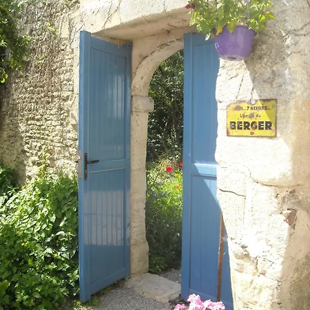 D'hôtes Des Grands Prés 3*